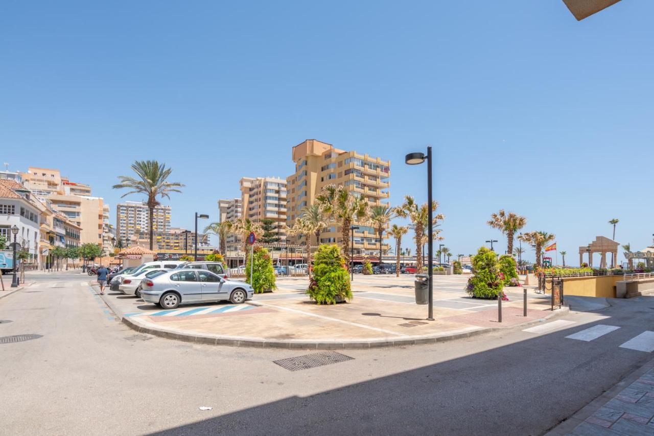 Atico 2 Dormitorios Junto A La Playa By Renthas Fuengirola Exterior foto